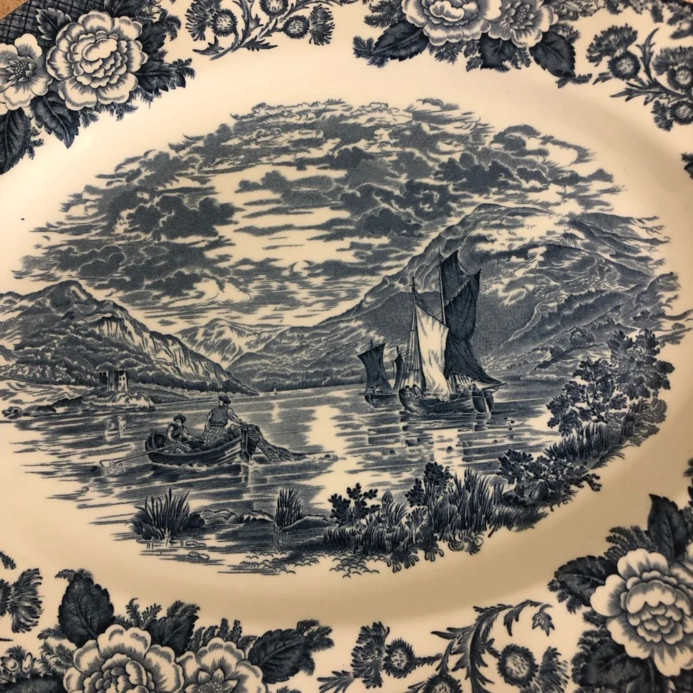 Vintage Lochs of Scotland Royal Warwick 14” Oval Platter Loch Fine